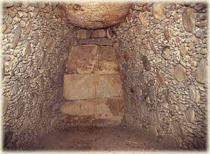 伊勢塚古墳の石室